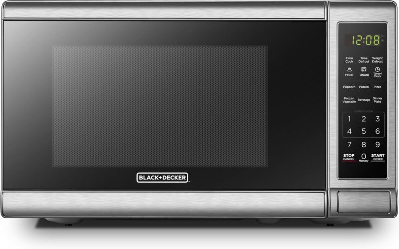 Compact Power: BLACK+DECKER EM720CB7 Microwave Oven Review