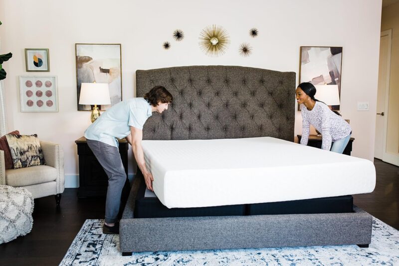 Sleep Soundly: Review of the Signature Design by Ashley Queen Size Chime 12-Inch Memory Foam Mattress