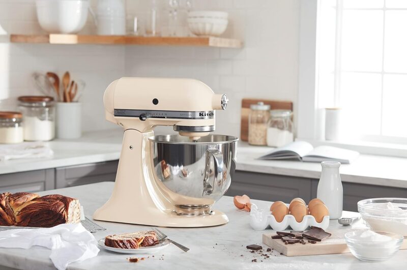 Whip It Up: KitchenAid Artisan 5 Quart Mixer Review