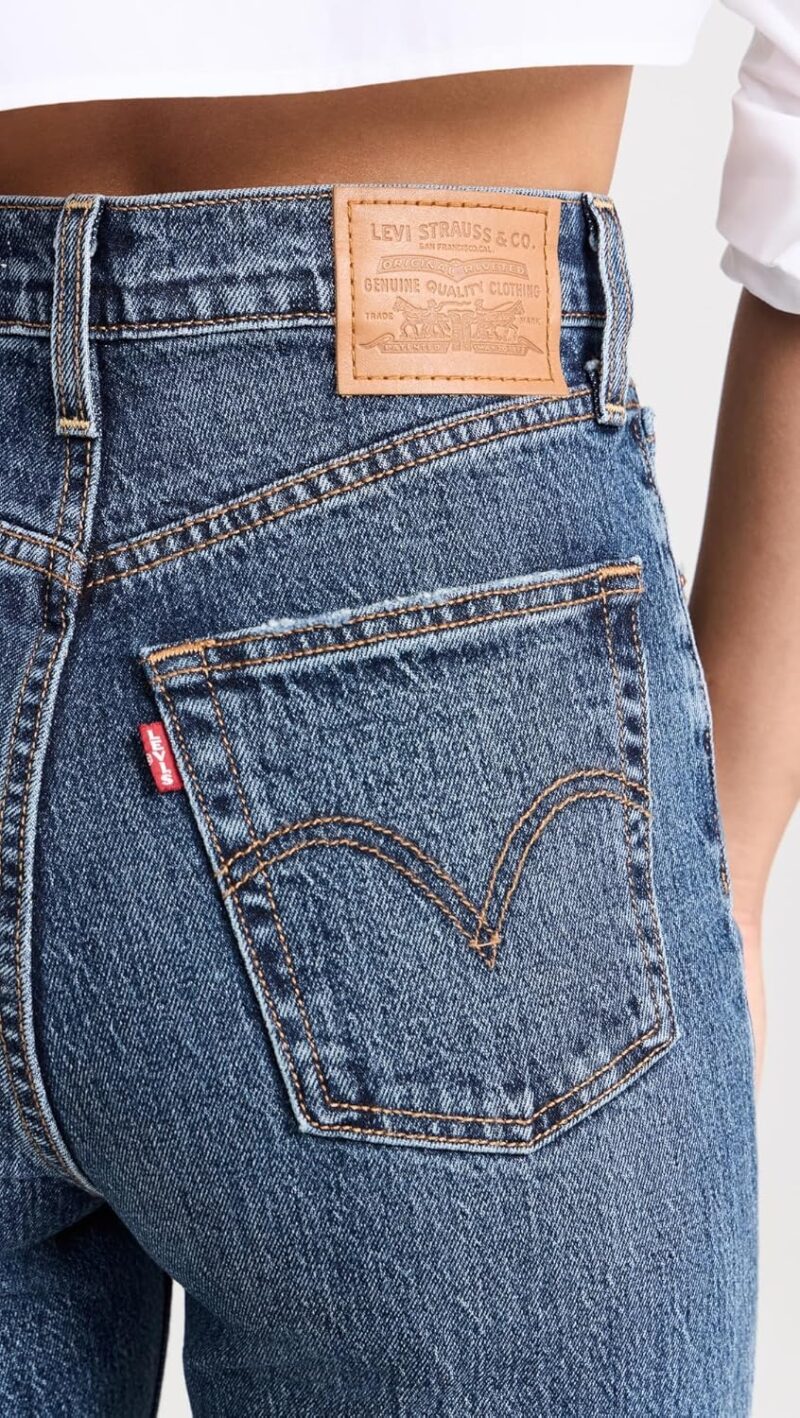 Elevate Your Style: A Review of Levi's Women's Ribcage Full Length Jeans