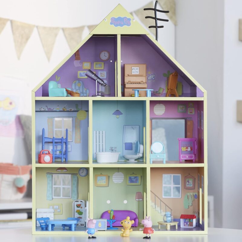 Exploring Fun and Imagination: Peppa Pig Wooden Deluxe Playhouse Review