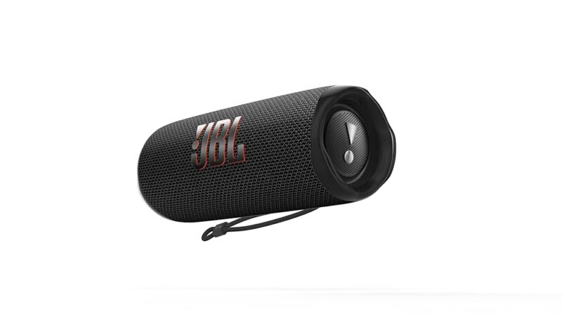 JBL Flip 6 Review: Powerful Sound & Durability for Every Adventure