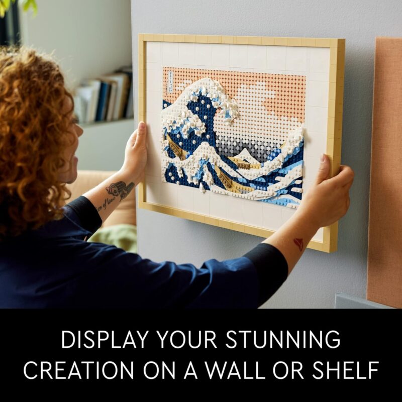 Mastering LEGO Art: Hokusai's Great Wave 31208 for Creative Decor